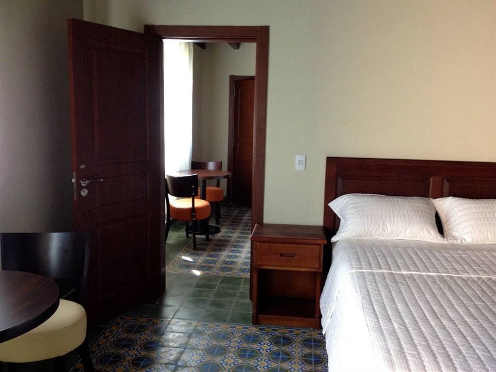 לה קאי Hotel La Cretonne מראה חיצוני תמונה