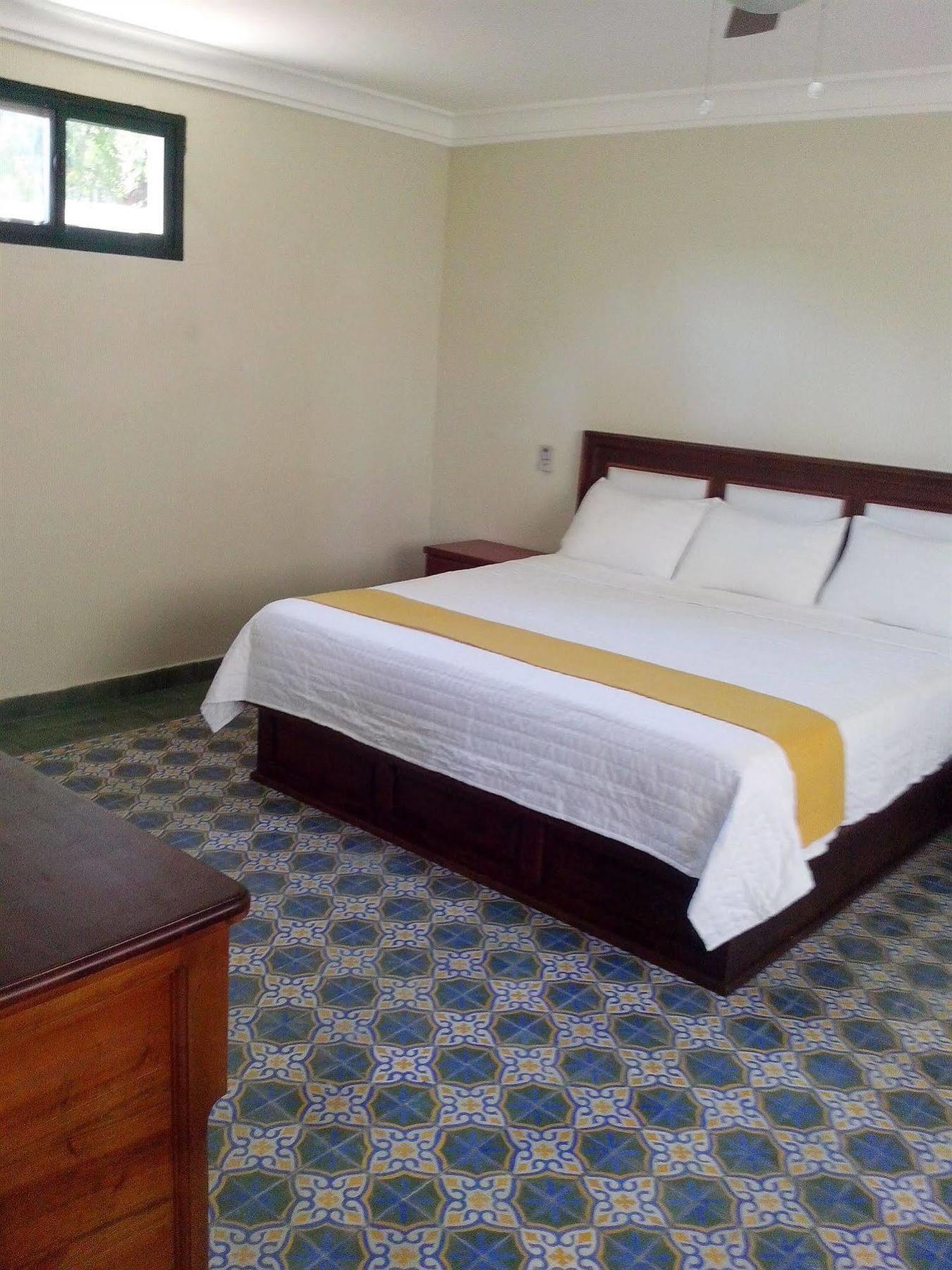 לה קאי Hotel La Cretonne מראה חיצוני תמונה